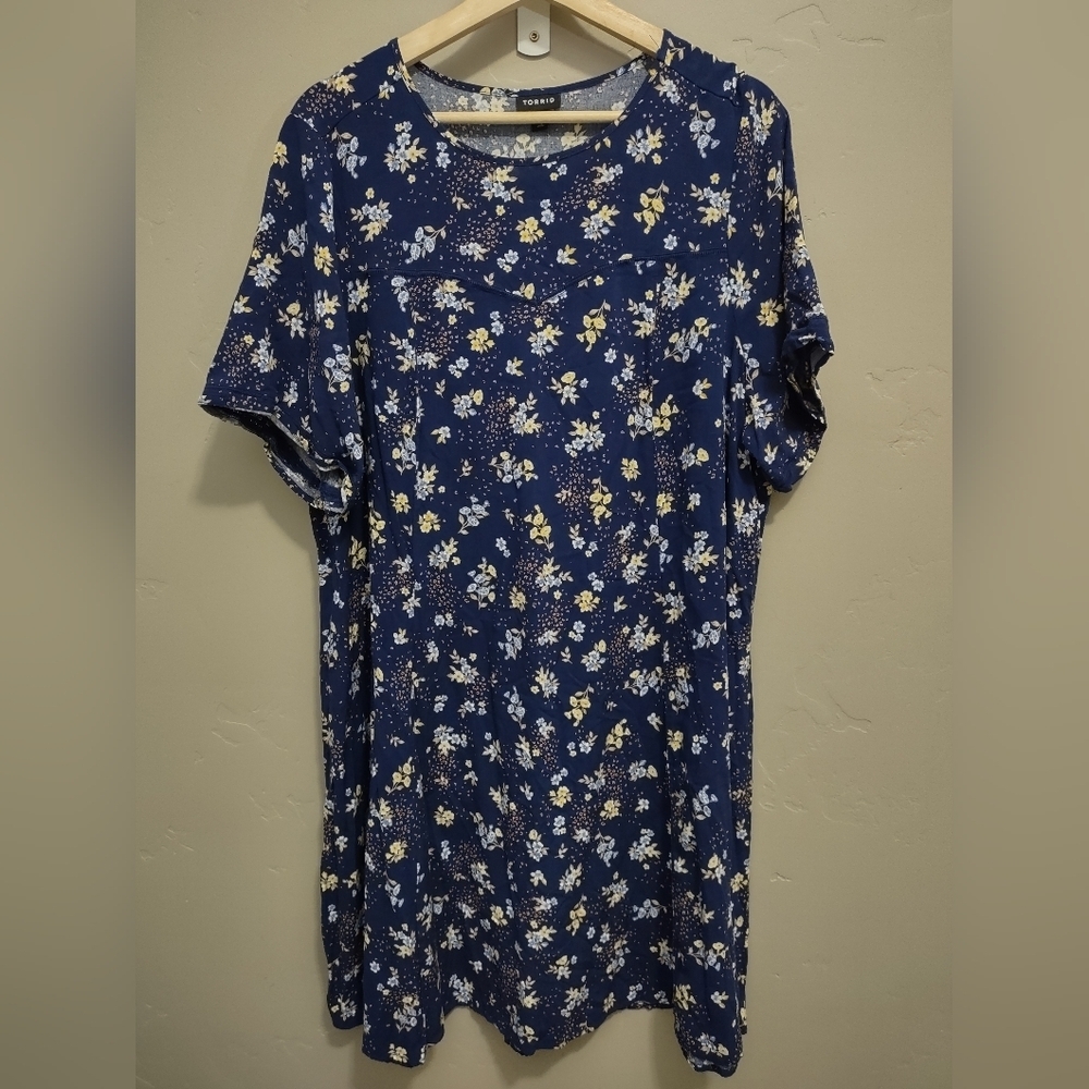 Torrid Navy‎ Floral Challis Mini Dress 2X Trapeze Short Sleeve Beach Coastal - Picture 2 of 12
